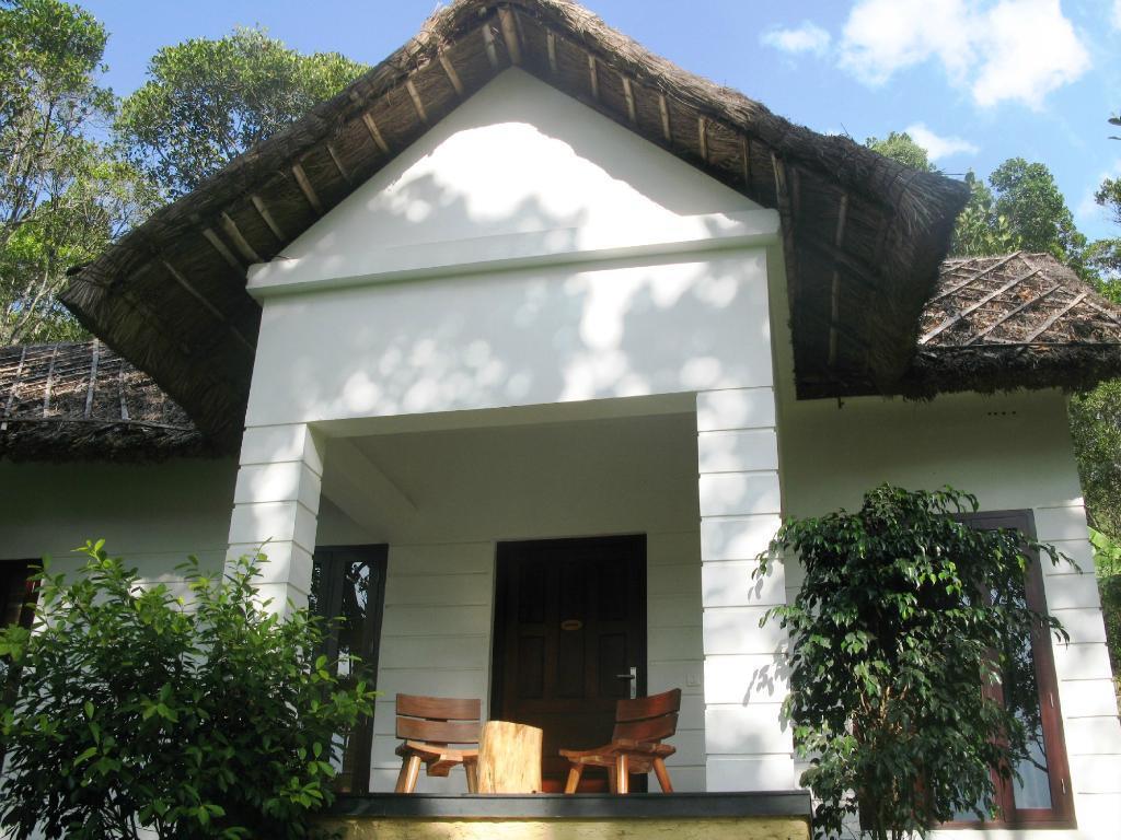 Niraamaya Retreats Cardamom Club Теккаді Екстер'єр фото