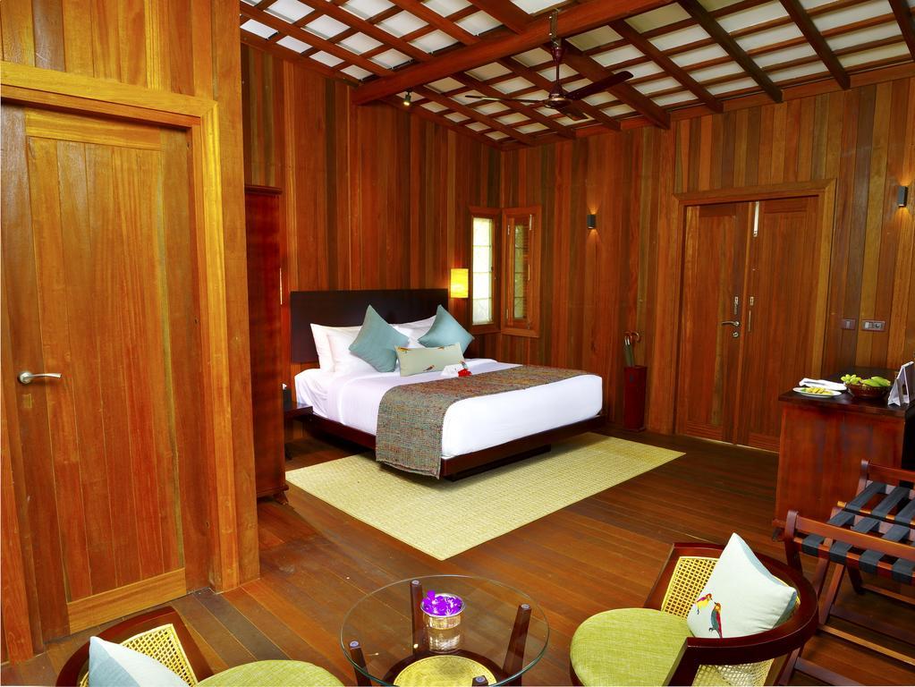 Niraamaya Retreats Cardamom Club Теккаді Екстер'єр фото