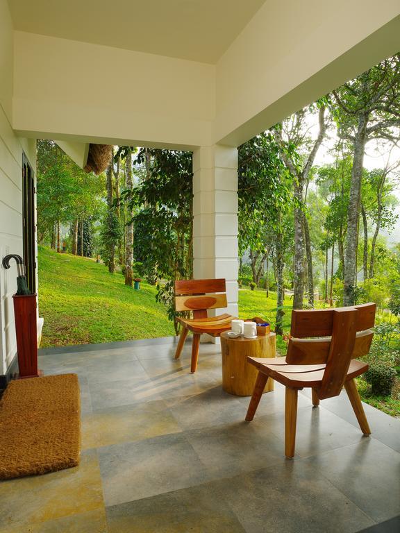 Niraamaya Retreats Cardamom Club Теккаді Екстер'єр фото